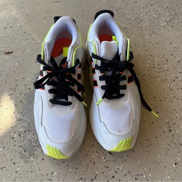 Limited edition White adidas with neon lining - Picture 9 of 9